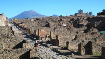 Pompei Walking Guided Tour